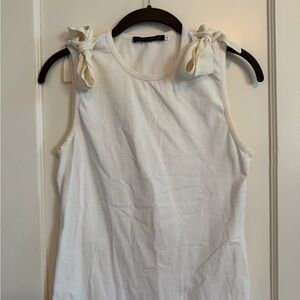 Chic Sleeveless Top with Bow Accents